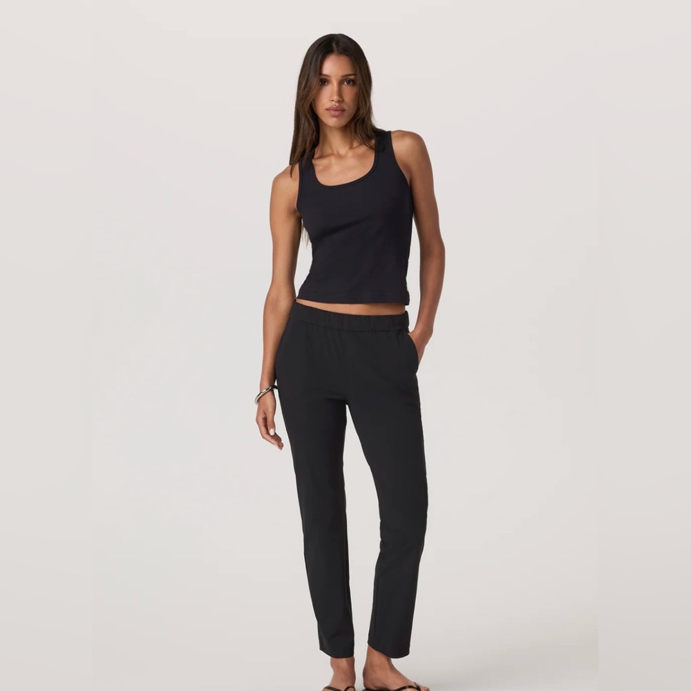 NWOT Vuori Miles Ankle Pant Black Sz Small